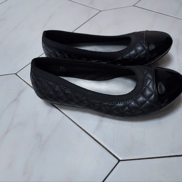 American Eagle Black Girls Flats Size 3 - Picture 3 of 4